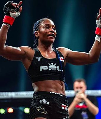 Shanelle Dyer